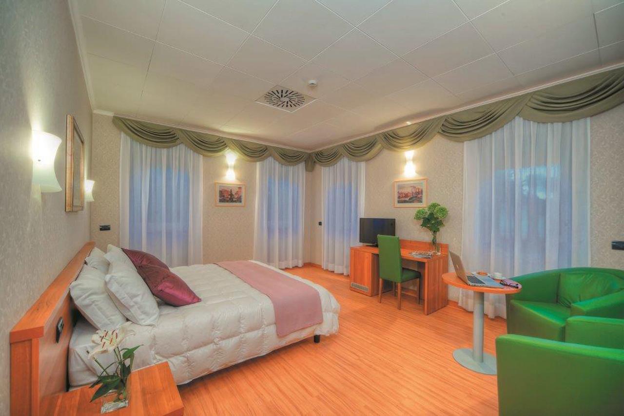 Ele Green Park Hotel Pamphili Рим Экстерьер фото